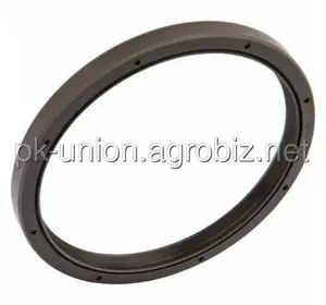 F361131, Манжета коленвала задняя (87800322/83955247), 675TA/8970/TX/TC/TR (Reliance) F361131, Манжета коленвала задняя (87800322/83955247), 675TA/8970/TX/TC/TR (Reliance)